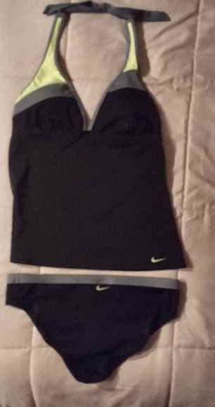 Nike Tankini (Size 6 or M) Black/Lime - Picture 1 of 3